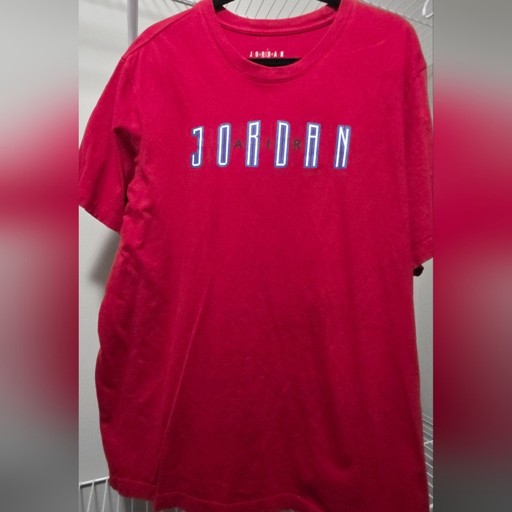 Jordan Men’s Red Logo Short-Sleeve T-Shirt